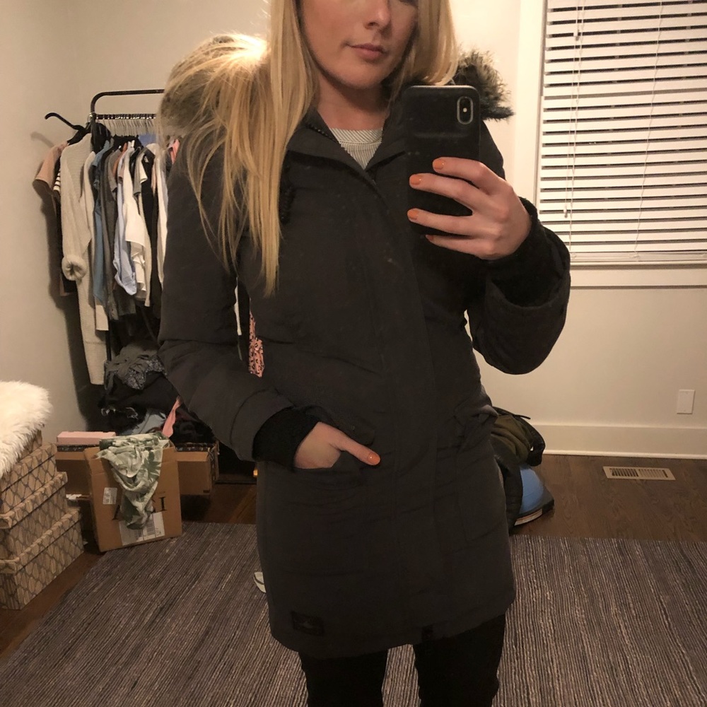 T&A -Aritzia- Parka
